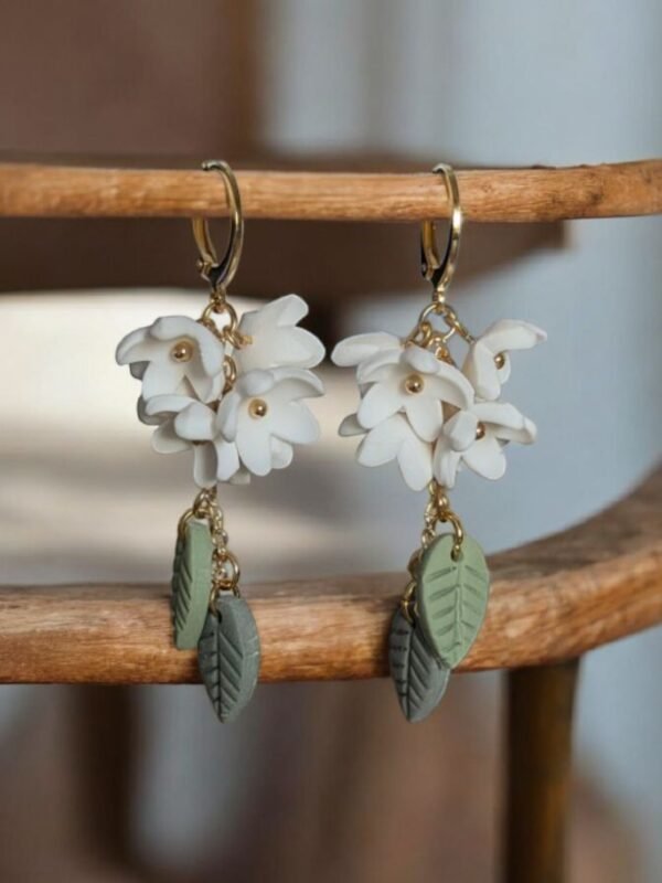 Boucles d'oreilles Fleurs blanches