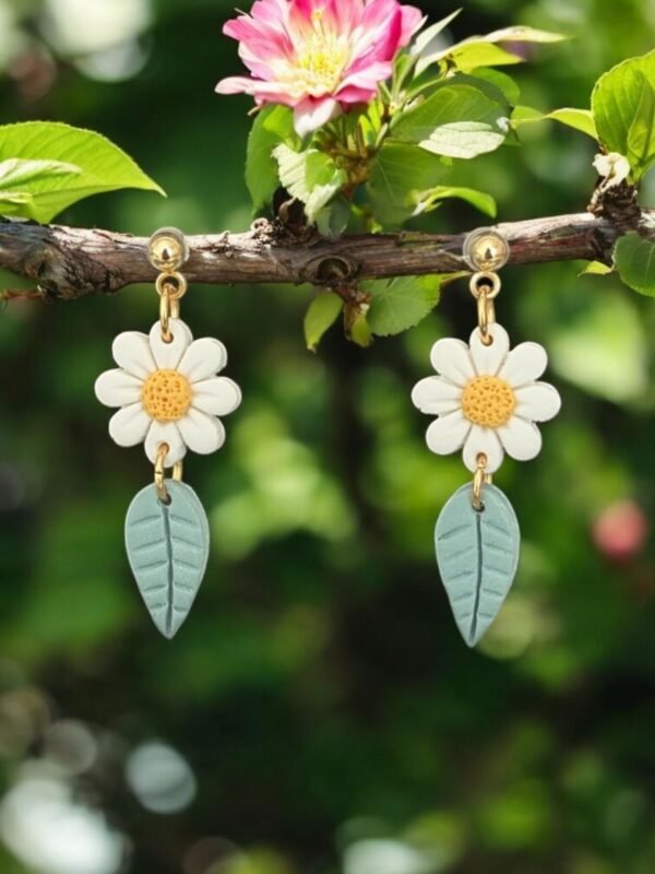 Boucles d'oreilles Marguerite et feuille