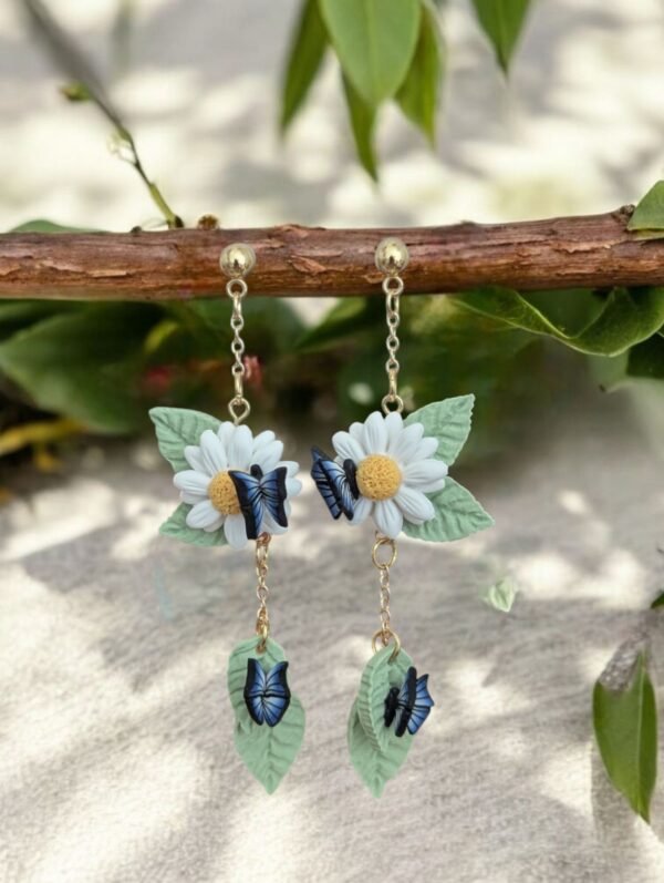 Boucles d'oreilles Marguerites Papillons