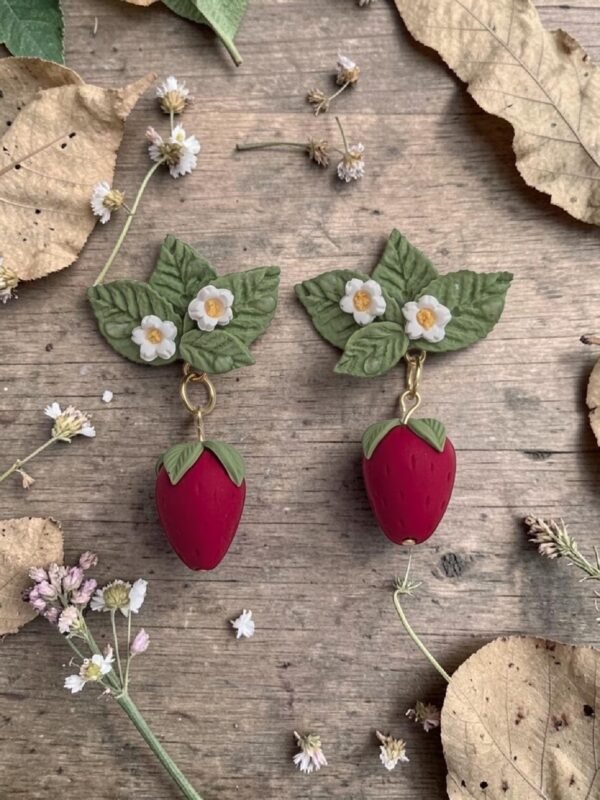 Boucles d'oreilles Fraises et feuilles