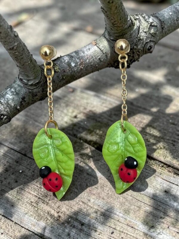 Boucles d'oreilles Feuilles coccinelles