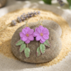 1783861163979 Boucles d'oreilles Fleurs mauves et feuilles